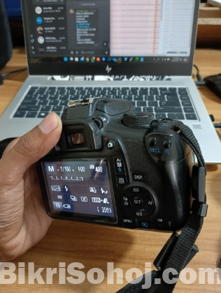 CANON EOS 1300D